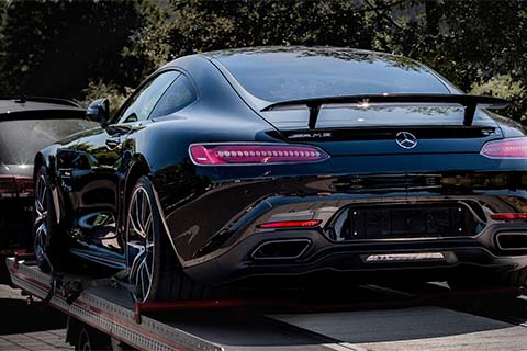 Mercedes-Benz towed by an SUV